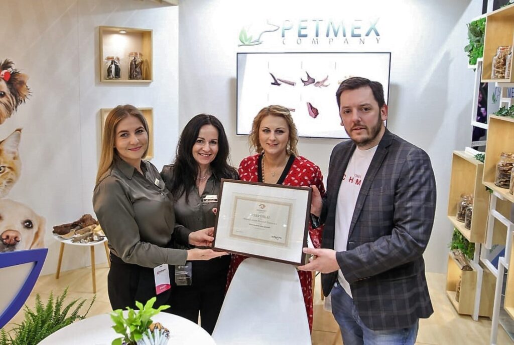 Petmex chews honoured in the Zoology Diamonds competition