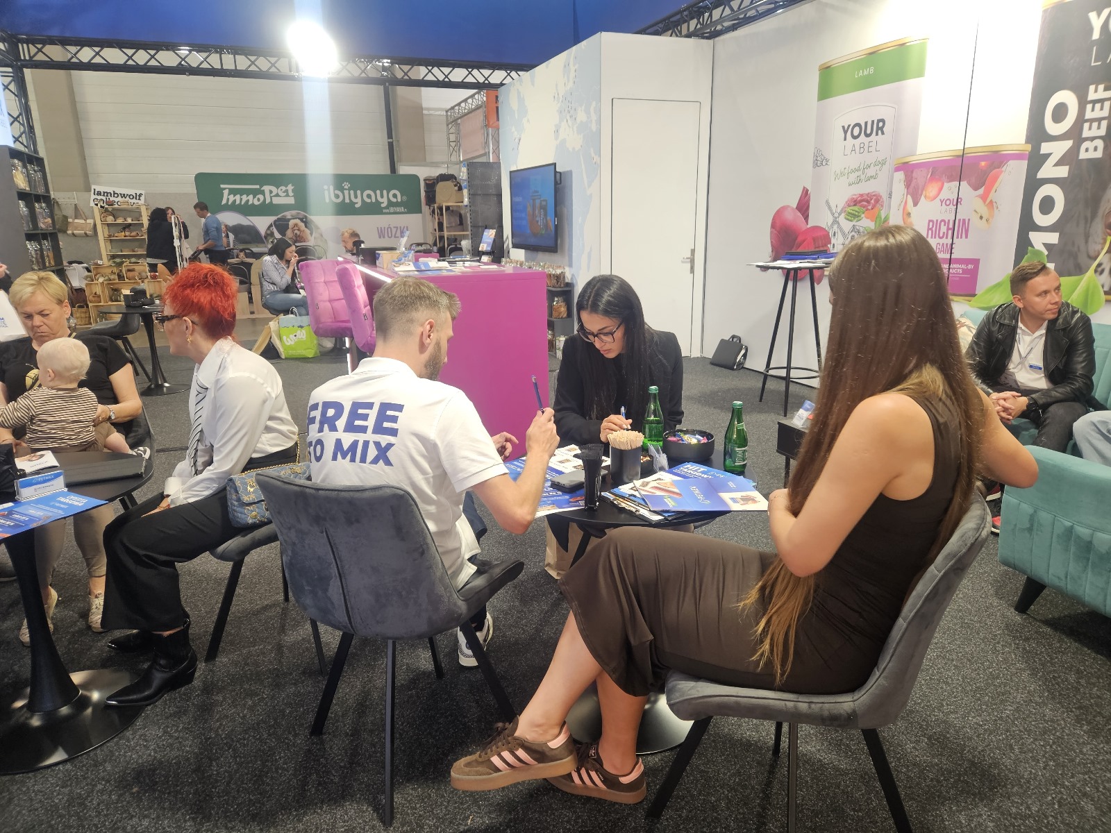 uploads/user_file/pet-expo-2025/51f2bc58e034437ab86071682de34584.jpg